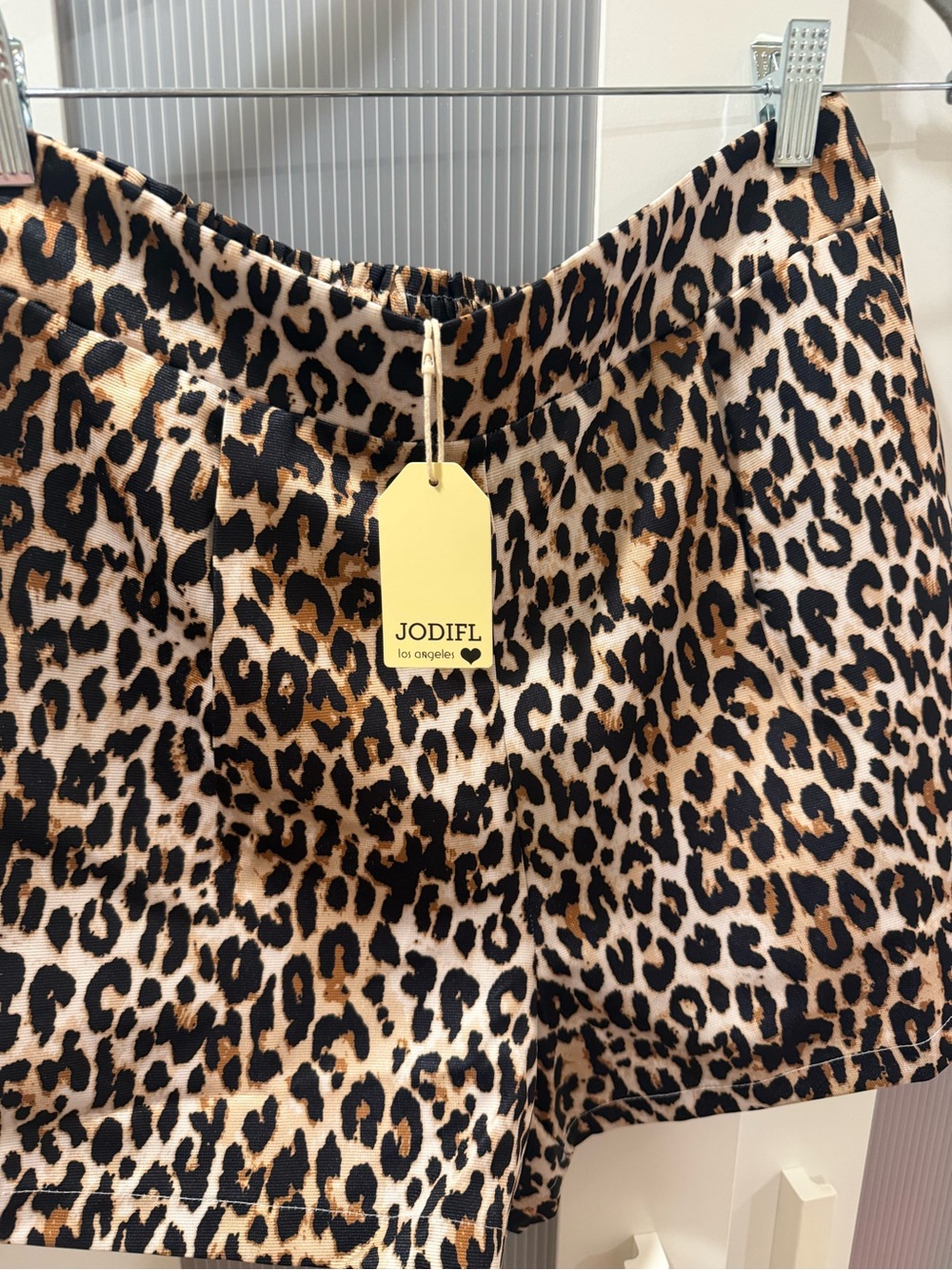 JODIFL Leopard Print Shorts Size Large NWT